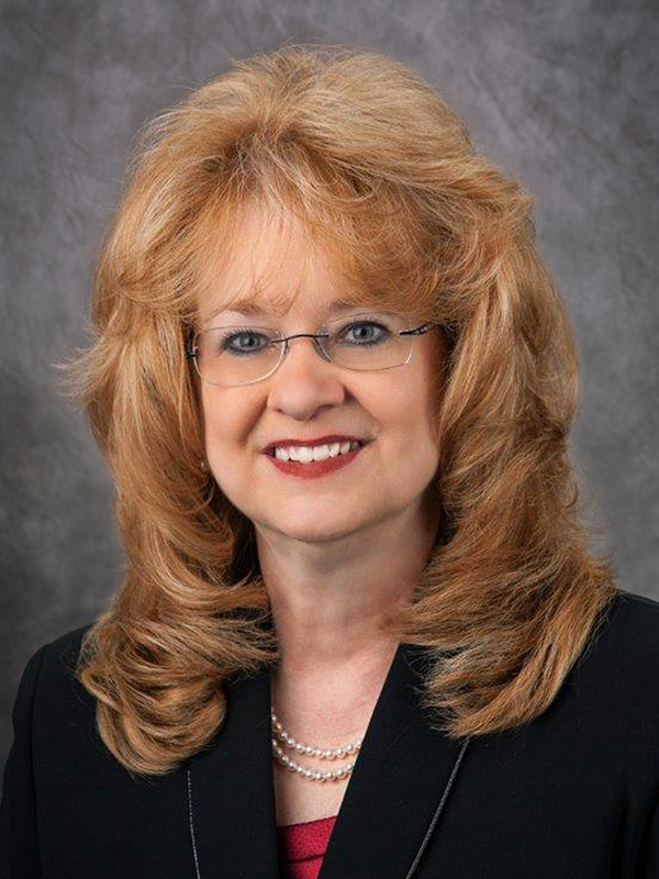 Mortgage Loan Officer Roberta Reed